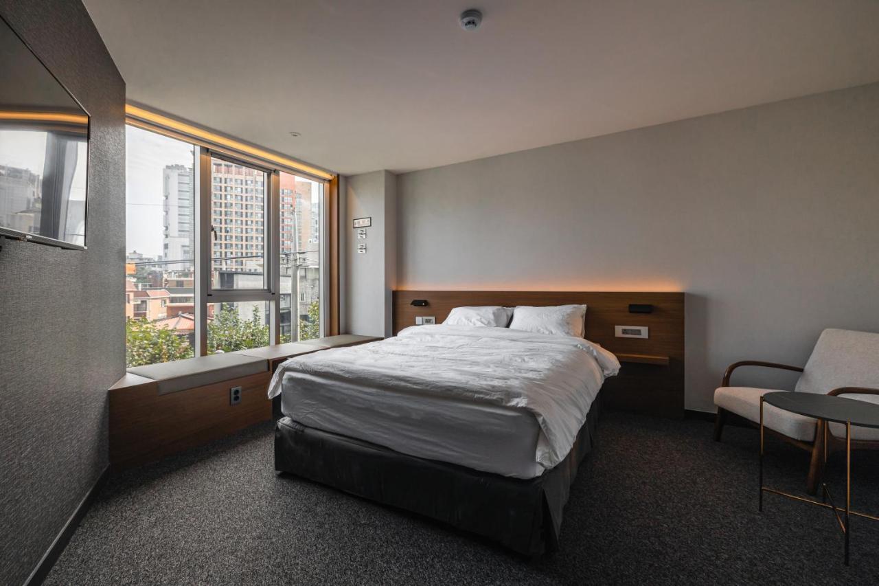 Pillowsopher Hongdae Сеул Экстерьер фото