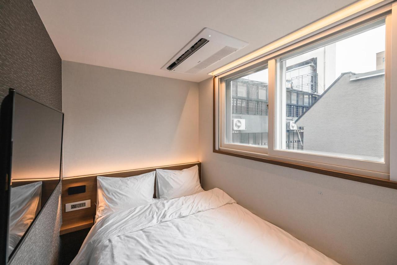 Pillowsopher Hongdae Сеул Экстерьер фото