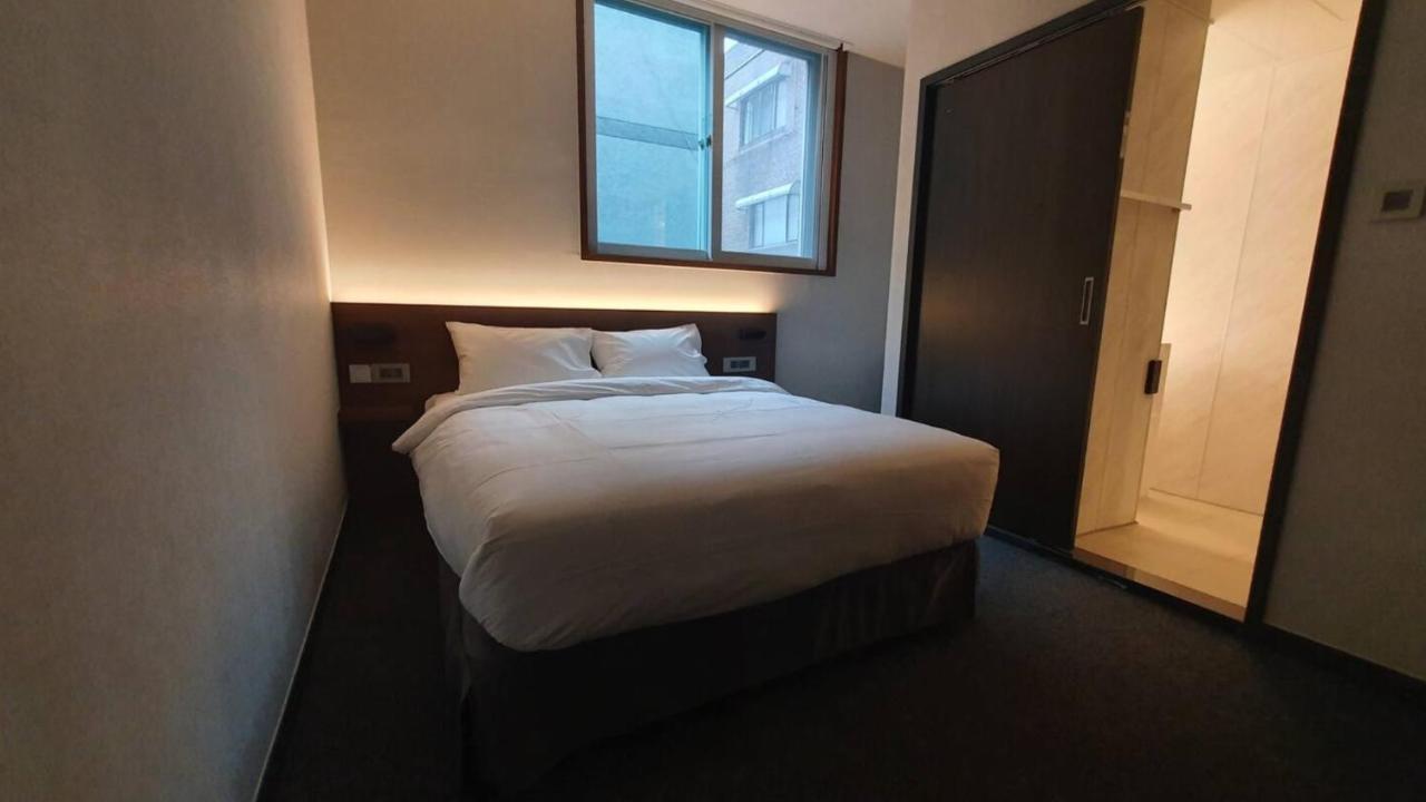 Pillowsopher Hongdae Сеул Экстерьер фото